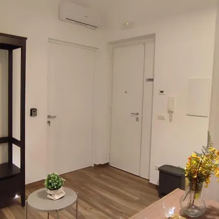 게스트하우스 Silvany House