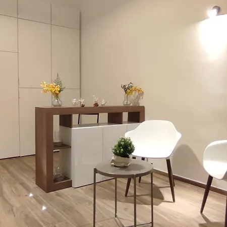 Silvany House 게스트하우스 3*